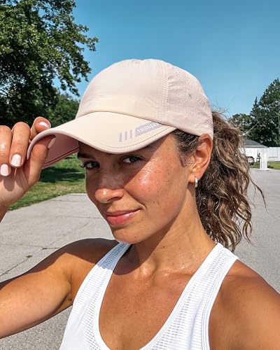 Croogo Quick Dry Running Hat Sun UPF 50+ Lightweight Baseball Cap for Men - color: Pink