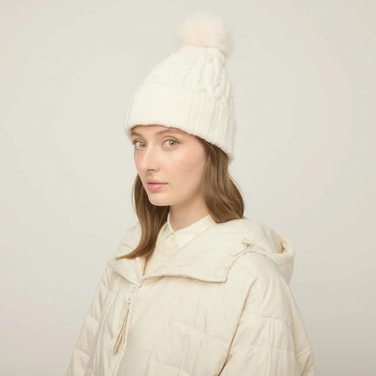 Tilley Unisex Adult Pom Pom Cable Beanie - color: Off-white, size: One Size