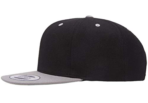 Flexfit Unisex Adult Yp Classics Premium Snapback Cap – 2-Tone - color: Black/Silver
