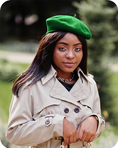 Parquet Solid Color French Beret Hat. Classic French, Casual and Chic Lightweight Cap for Women - color: Green