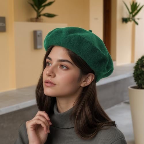 French Beret Hats for Women - Classic Wool Beret Hats Soft Knit Winter Cloche for Daily Outfits - color: Green