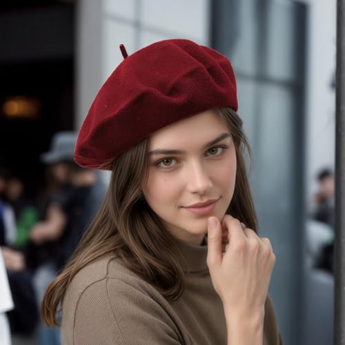 Women's Wool Beret: 70% Wool French Hat for Daily, Lightweight & Chic Berets for Women - color: Wine Red