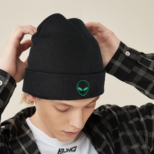 Cool Graphic Beanie for Men and Women - Black - color: Alien