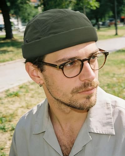 CLAPE Brimless Cap for Men Lightweight Breathable Nylon 5 Panel Docker Cap Waterproof No Visor Worker Rolled Cuff Leon Hat - color: Dbh01-green