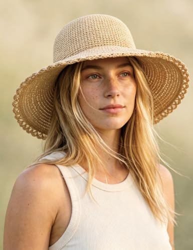 Women's Raffia Straw Bucket Hat Natural Raffia Beach Hat Handmade Woven Foldable Sun Hats Summer Travel Cap - color: Natural-scalloped