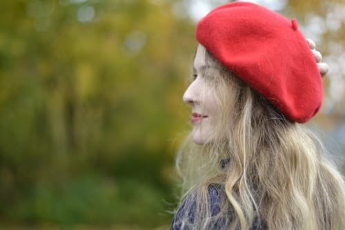 Women Wool Beret Hat, Classic French Artist Hat, Winter Warm Hat for Ladies - color: Red