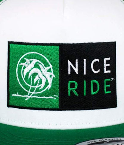 N-R Combo Classic 6006 Snapback Trucker Baseball Hat - color: Green