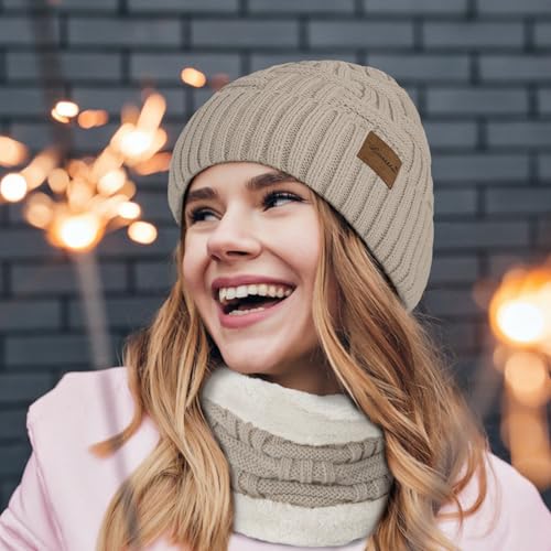 Loritta 3-Pieces Winter Hats for Women Warm Scarf Touchscreen Gloves - color: O-apricot