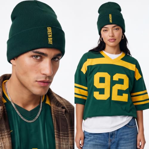 Daxton Vertical USA Cities Cuffed Beanie, Winter Knit Hat Skully Cap for Men Women, City Pride Daily Headwear - color: Green Bay Hunter Gold