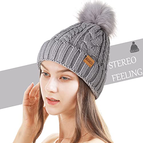 REDESS Women Winter Pompom Beanie Hat with Warm Fleece Lined Thick Slouchy Snow Knit Hat Skull Ski Cap - color: New Light Gray