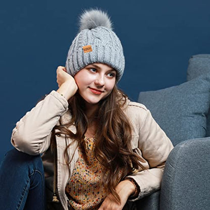 REDESS Women Winter Pompom Beanie Hat with Warm Fleece Lined Thick Slouchy Snow Knit Hat Skull Ski Cap - color: Oatmeal