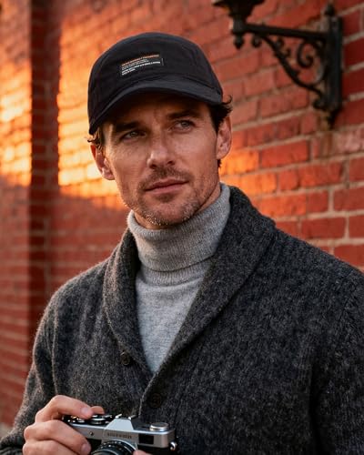 CLAPE Short Brim Baseball Cap 5 Panel Hat Soft Short Bill Trucker Cap Flat Snapback Hats Casual Outdoor Fitted Cap Dad Hats - color: Dy09-black