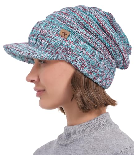 Women Men Winter Beanie Hat with Visor, Warm Fleece Lined Beanie Cap, Thick Knit Cap Slouchy Hat with Brim - color: Christmas
